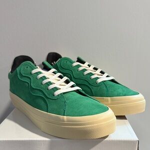 Brandblack Green Sneakers with Cream Soles